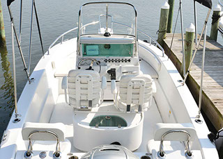 19 Foot Center Console